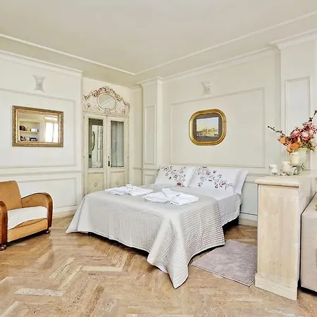 Mattia Apartamento